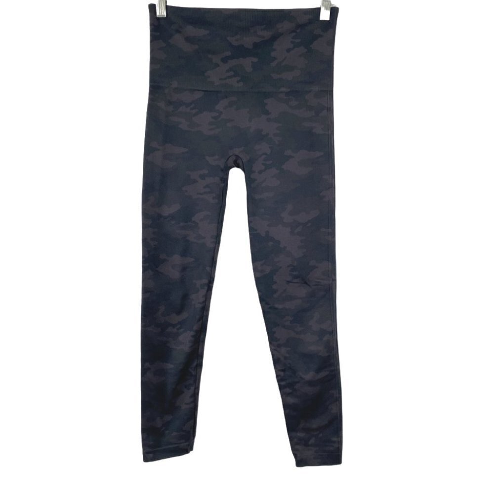 Spanx‎ Leggings Camo Print Nylon Spandex Women's Large PT-1091